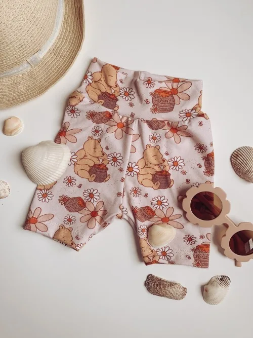 Vintage Pooh Daisies Bamboo Bikers