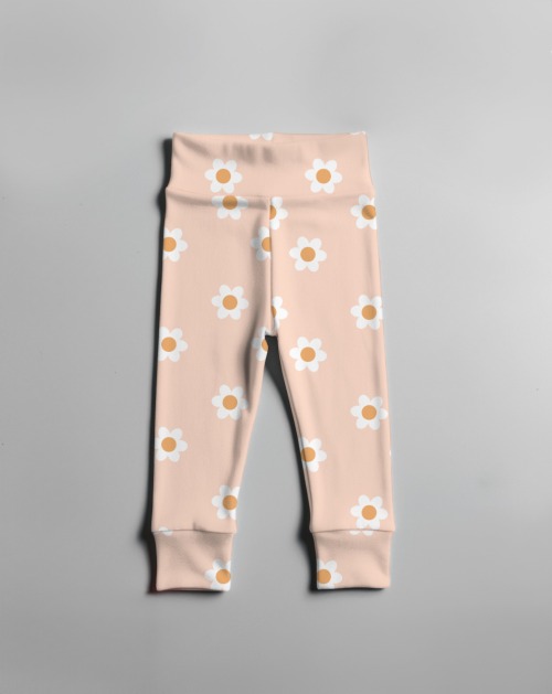 LeggingsFlatlay peachdaisies