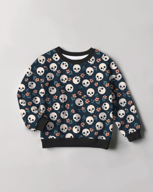 OversizedSweater-navyskulls