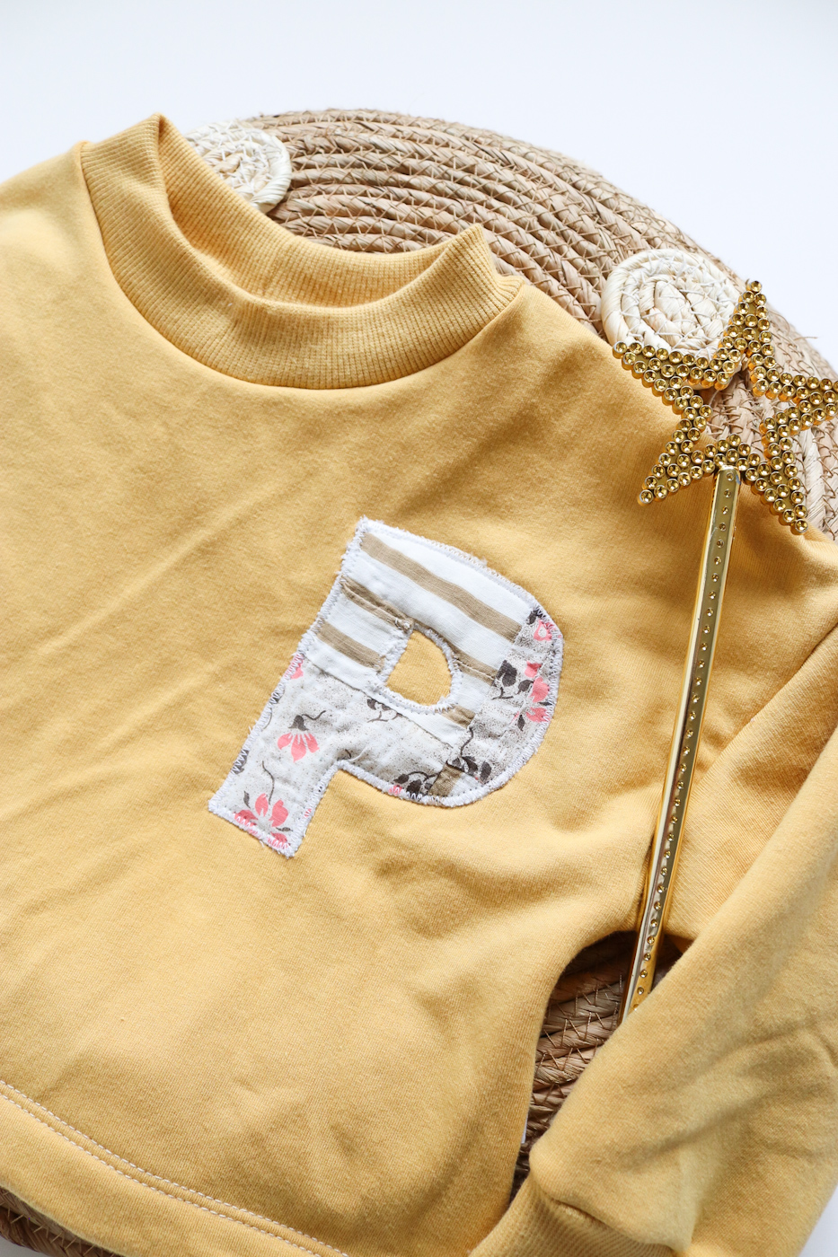 Letter Sweater - Modern Lounge Sweatshirt