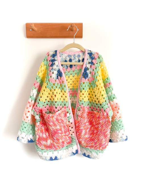 Rainbow Sherbet Granny Cardigan (6–10 Flexible Fit)