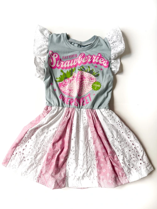 Super Sweet Strawberry Dress (6T)