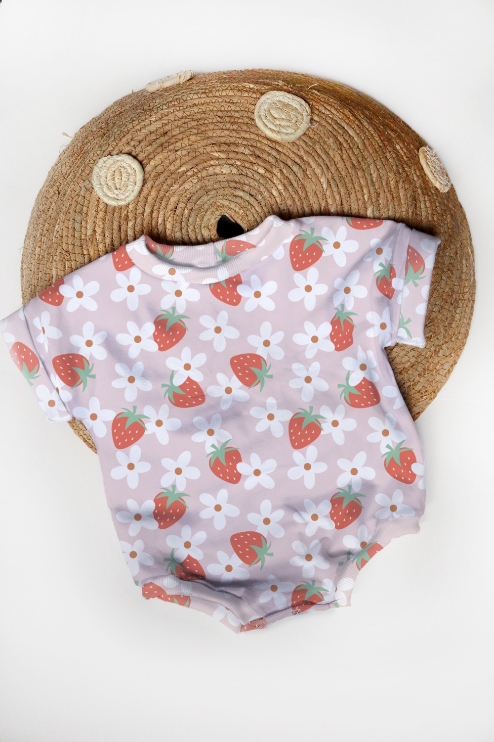TeeRomper -Strawberries TeeRomper -Strawberries