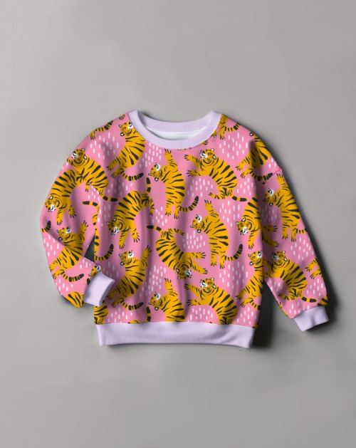 OversizedSweater - tigers OversizedSweater - tigers