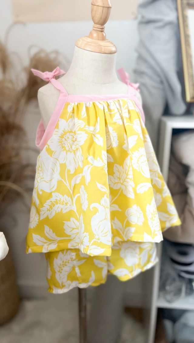 Which upcycle is your favourite?? 👇🏼I make sustainable clothing for babies and kids, right here in Canada. My one of a kind collections feature reworked materials like quilts and blankets, and thrifted textiles. Follow along if you like original kids clothes!